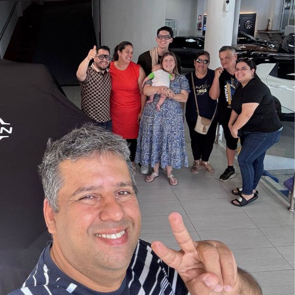 Arévalo, Judith, Vanessa, Zoe, Exequiel y Sara